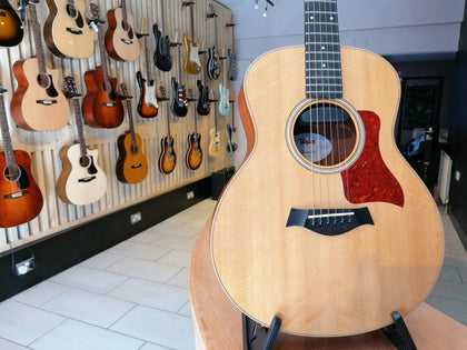 Preloved Acoustic Guitars