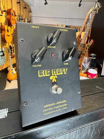 Electro-Harmonix Big Muff Pi V7 Black Russian ~ (Preloved)