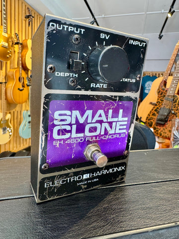 Electro-Harmonix Small Clone Chorus Pedal ~ (Preloved)