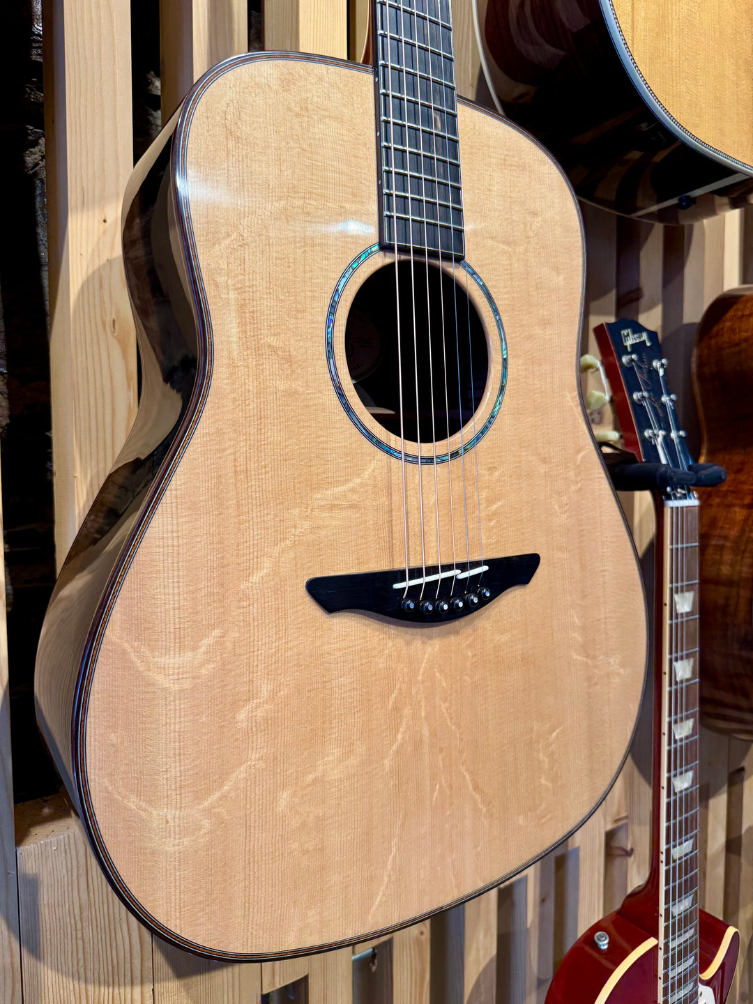 Avalon A32 Performer Series ~ Spruce / Wenge S/N 3023 – Windmill