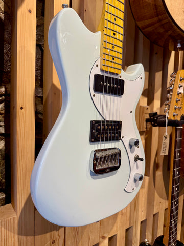 G&L Fallout Tribute (Preloved)