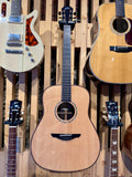 Avalon D390BC Premier Series ~ Bearclaw Spruce / Bog Oak S/N 3140