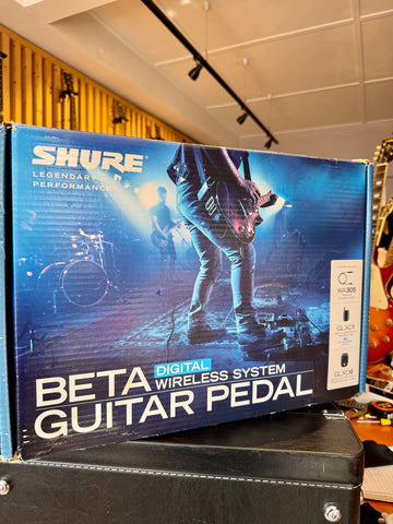 Shure GLXD16 Wireless Guitar Kit (Preloved)